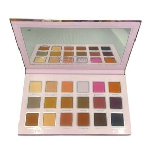 Kendall x Kylie Cosmetics Limited Edition Pressed Powder Palette - 0.03 oz x 18